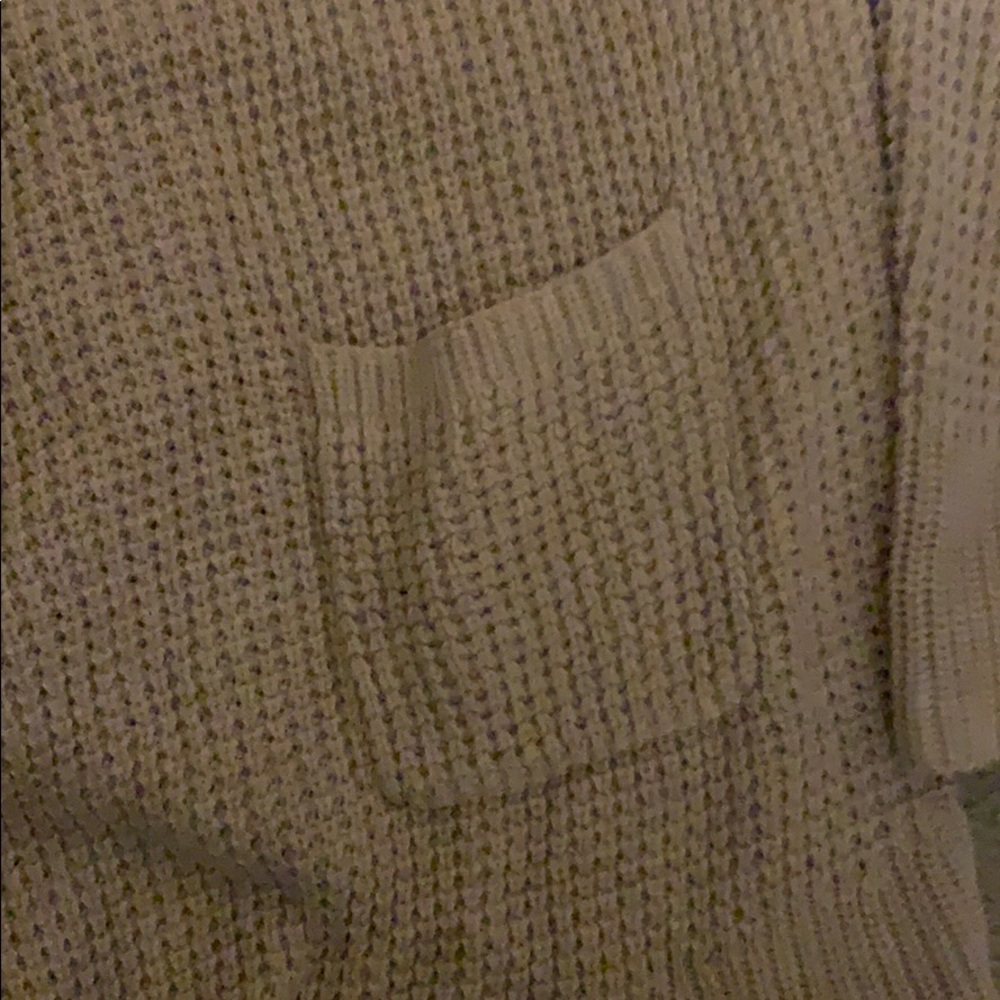 Cardigan - Picture 3 of 4